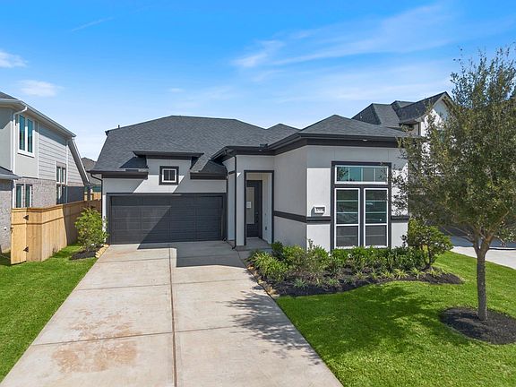 2nd image of 10919 Middle Ridge Dr