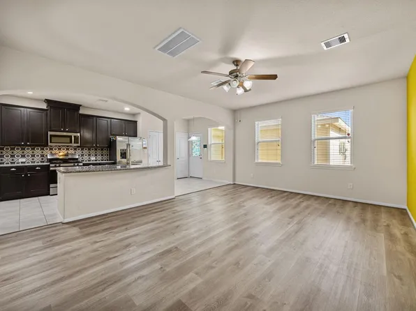 7223 Pavilion Dr, Houston, TX 77083