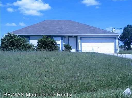 1st image of 1899 SW Hampshire Ln