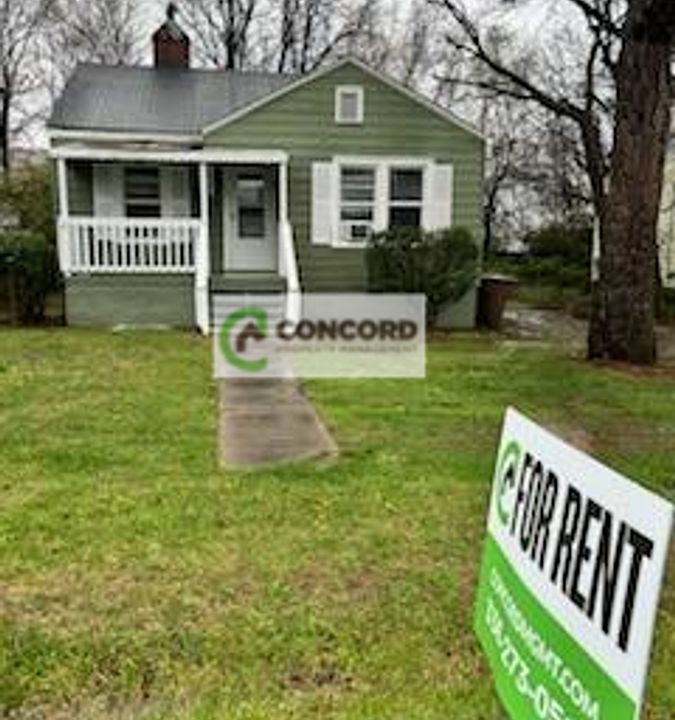 1st image of 113 Concord St