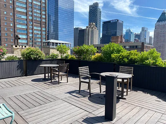 Rented by Evans Real Estate | media 15