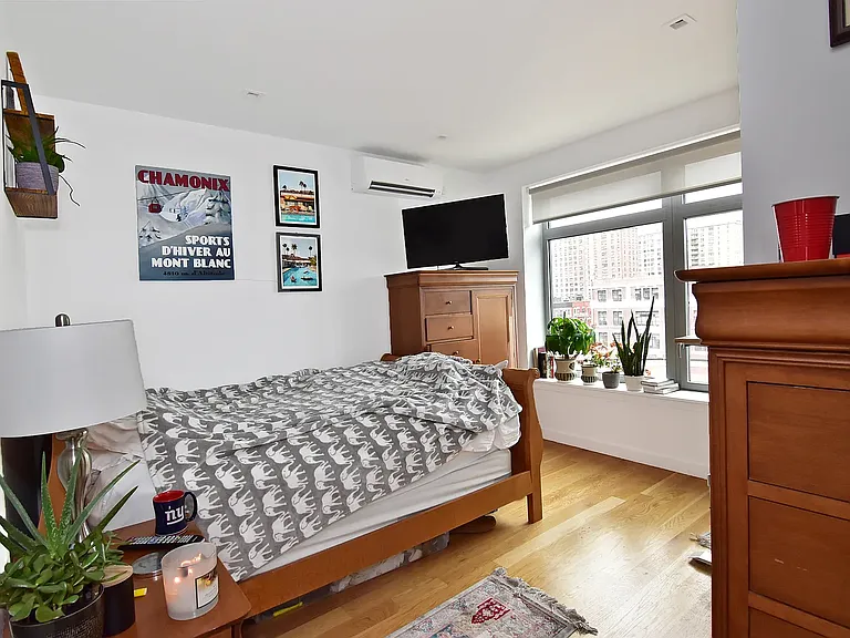 91 Attorney St #8E — Photo 4
