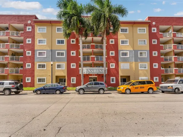 21 E 3rd St APT 406, Hialeah, FL 33010