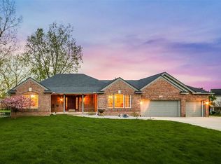 1692 Park Side Ct, Ann Arbor, MI
