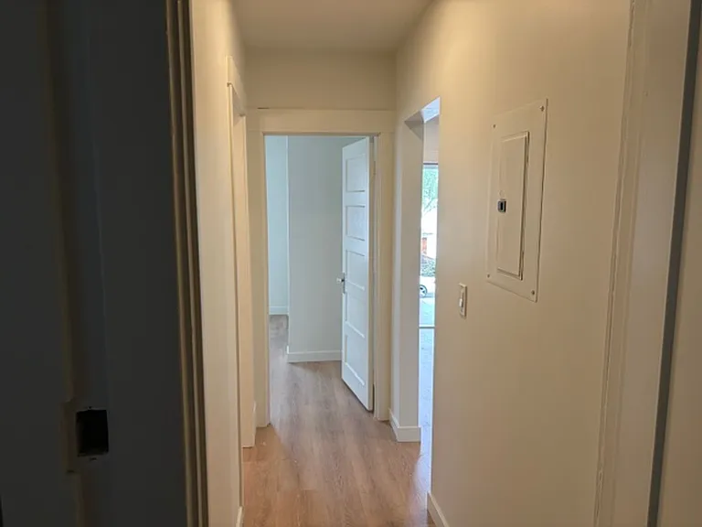 Walnut Properties — Photo 8