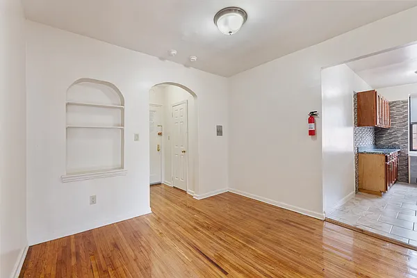 Rented by Living New York | media 7