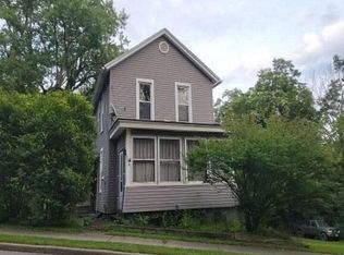 1044 Saint Clair Ave, East Liverpool, OH