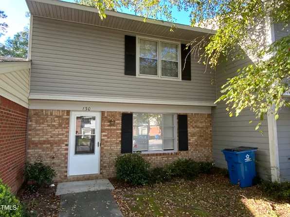 130 Rollingwood Dr, Dunn, NC 28334