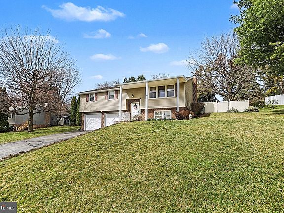 4th image of 205 Teila Dr