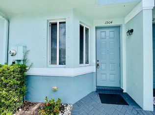 1904 Alamanda Way, Riviera Beach, FL 33404