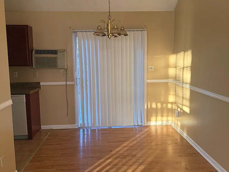 3272 Landgraf Close — Photo 3
