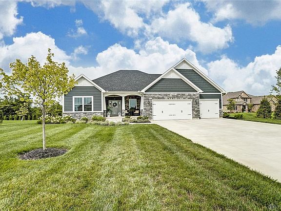 3rd image of 1040 Barrington Dr