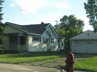 1555 Gilman St, Garden City, MI 48135