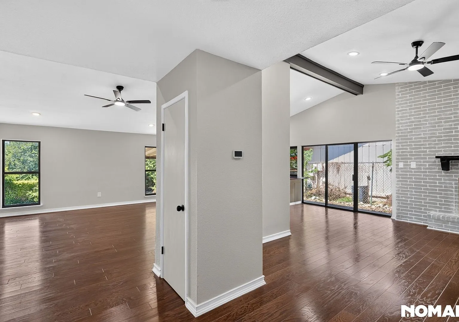 Charming 4BR House in San Antonio — Photo 2
