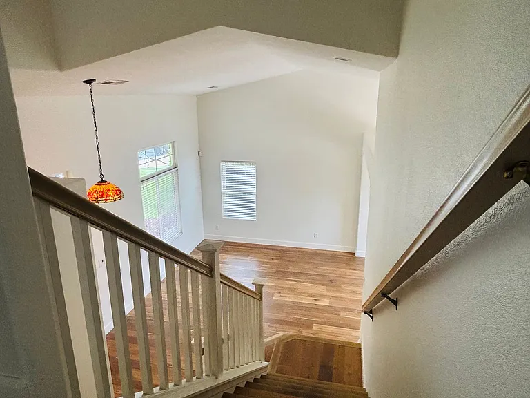 979 Seabough Ct — Photo 10