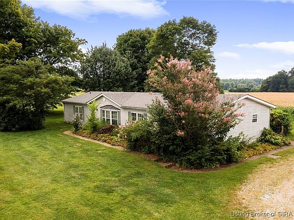 2nd image of 5961 Woody Lane SE