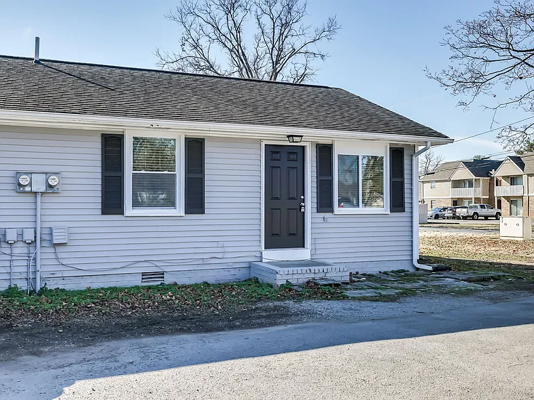 1014 Gunnerson Ave #D — Photo 3