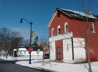 238 Carlton St, Buffalo, NY 14204