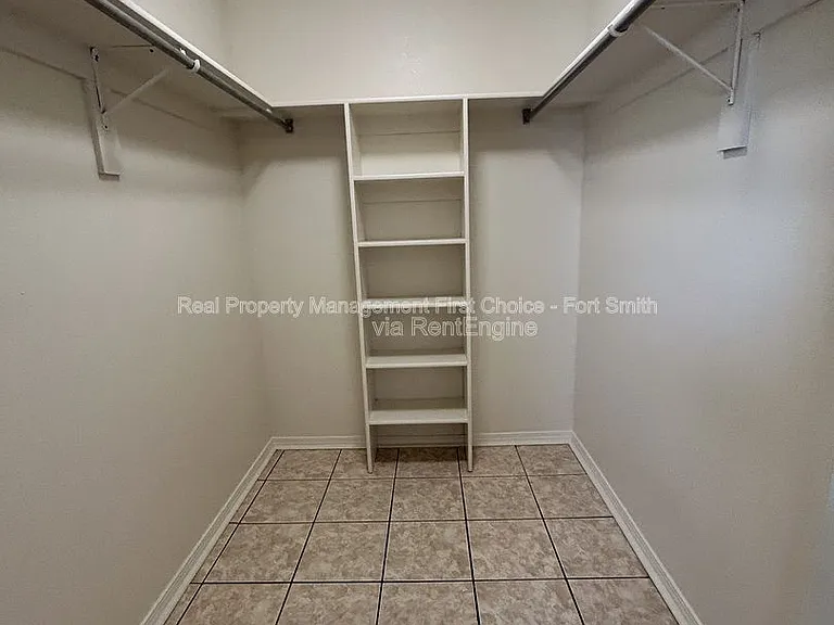1851 Brazil Ave — Photo 16
