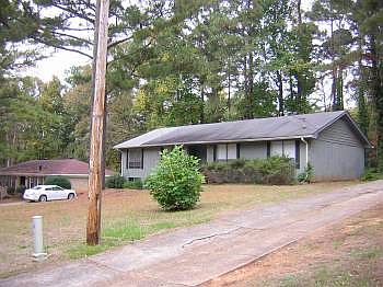 5th image of 4811 Valley Dale Dr