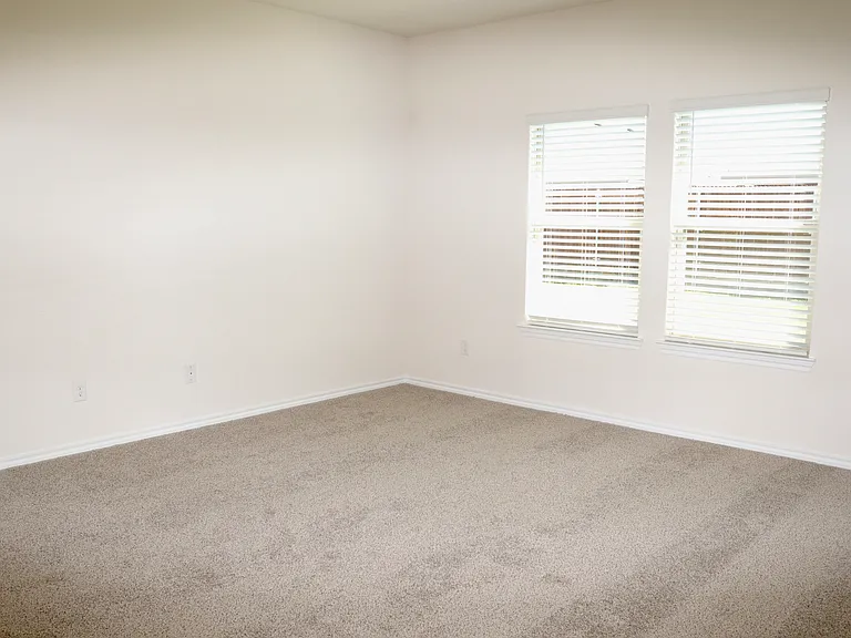 1436 Briar Hill Dr — Photo 7