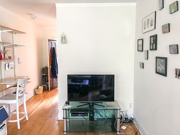 4th image of 2901 N Seminary Ave #1056-001