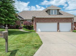 4463 E Cromwell St, Springfield, MO 65802