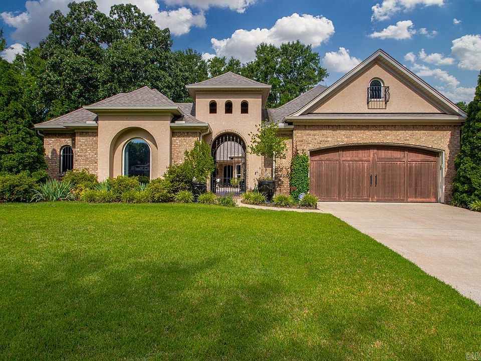 1st image of 965 Chapel Hill Dr
