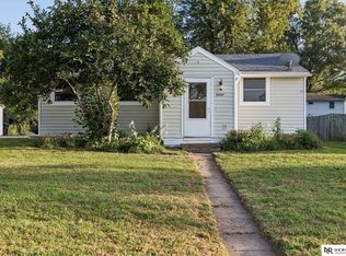 20461 Victor Ave, Elkhorn, NE 68022