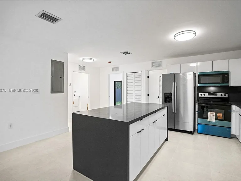 5821 NW 30th Ave #5821 — Photo 5