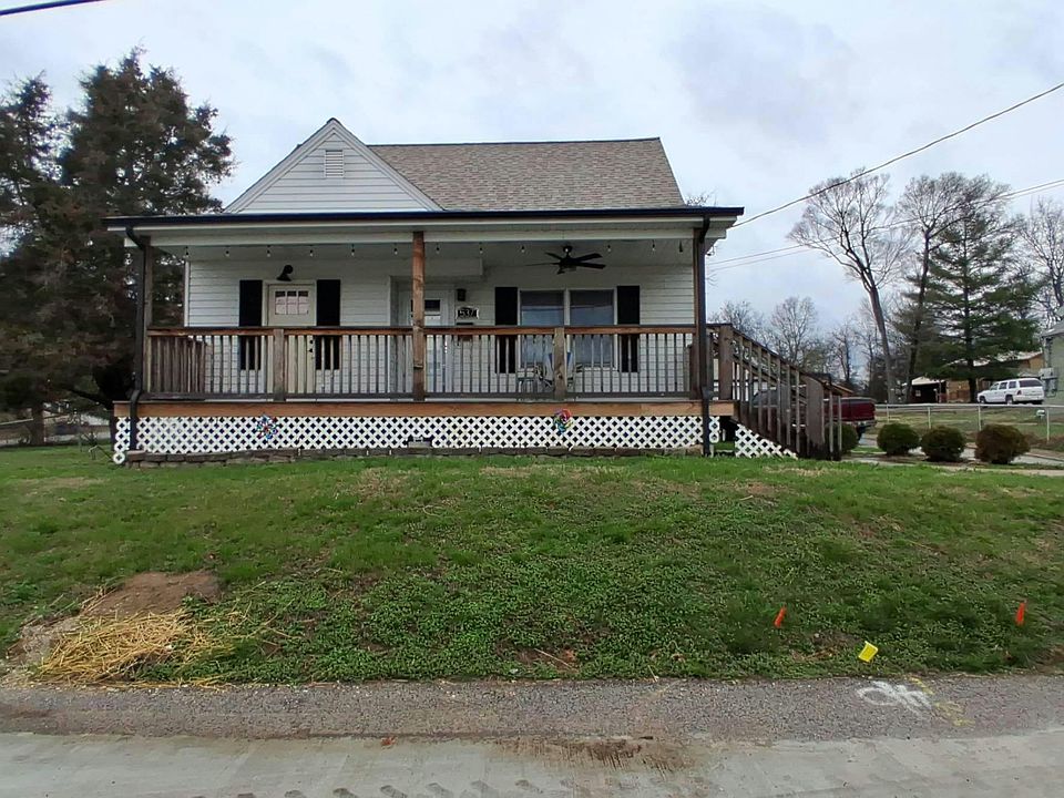 1st image of 537 Maple St