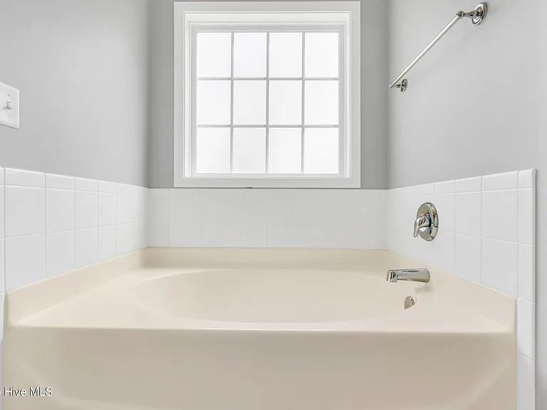 8530 Jadewood Dr — Photo 19