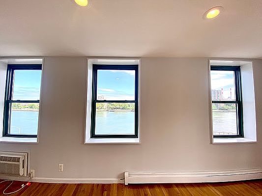 3rd image of 555 E 78th St APT 5K