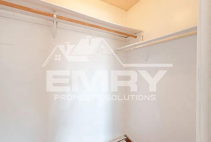 9781 Karmont Ave — Photo 31