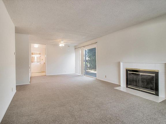 4th image of 2063 Pruneridge Ave
