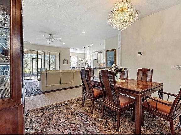 5th image of 104 Castellon Ct