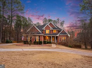 125 Hamilton Glen Ct, Fayetteville, GA 30215