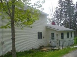 97 Old County Rd, Pembroke, ME 04666