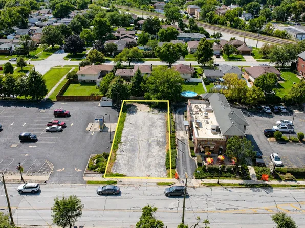 17448 Oak Park Ave, Tinley Park, IL 60477