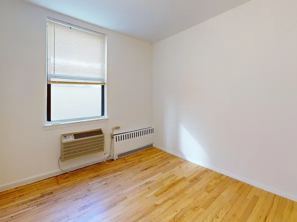 1238 2nd Avenue image 11 of 16