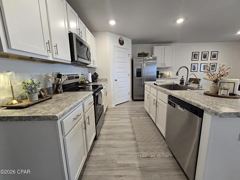 6617 Slabinski Ln — Photo 5