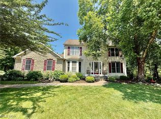4082 Glenrich Cir, Stow, OH 44224