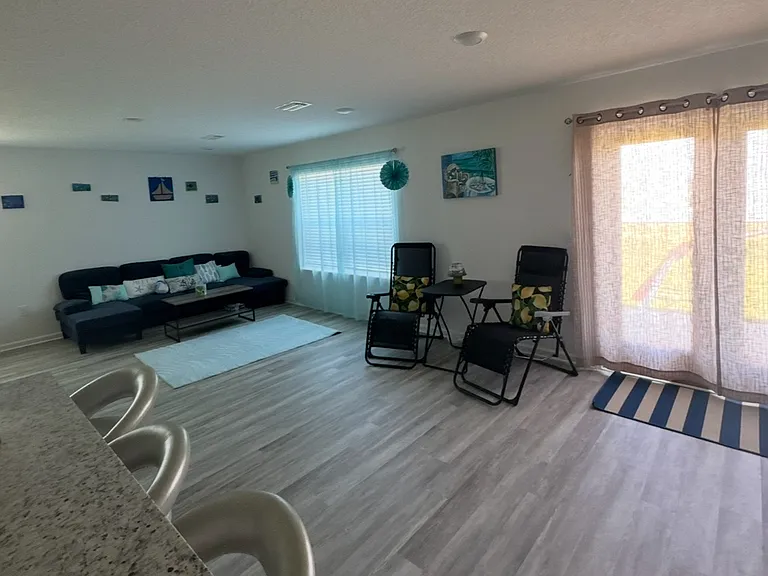 145 Arrowwood Blvd — Photo 40