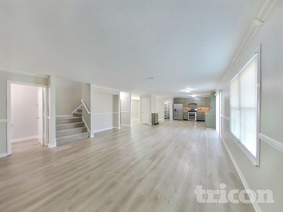 3rd image of 1922 Kingen Dr
