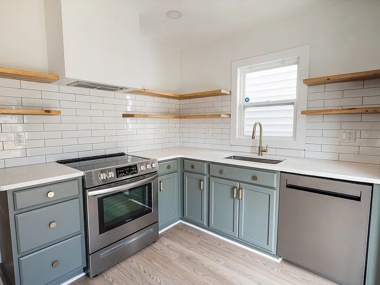 86 Polk St — Photo 11