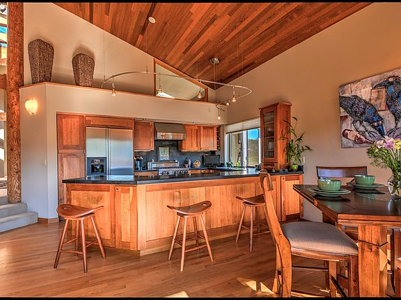 Breakfast Bar