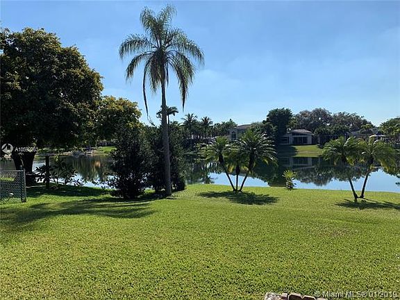 3rd image of 7010 Gleneagle Dr