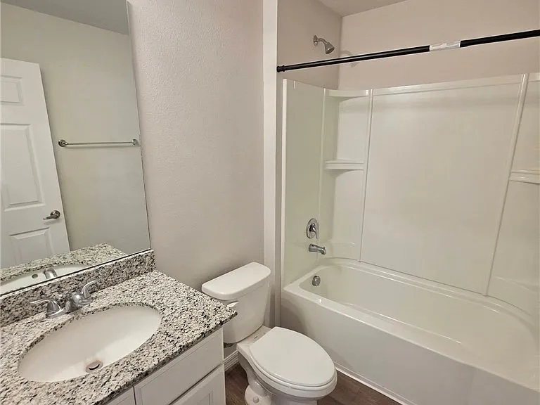 1604 Marble St — Photo 15