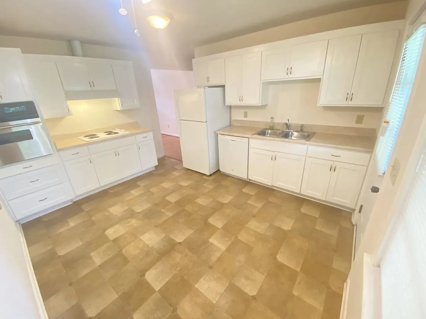 Charming Home in the Heart of the Congaree River District Prime Location! - 300 — Photo 3