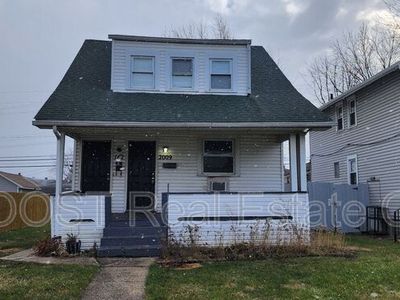 2009 Sullivant Ave, Columbus, OH, 43223